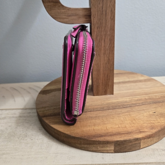 KATE SPADE Cameron Monotone Small Bifold wallet, Pink EUC - Picture 5 of 13